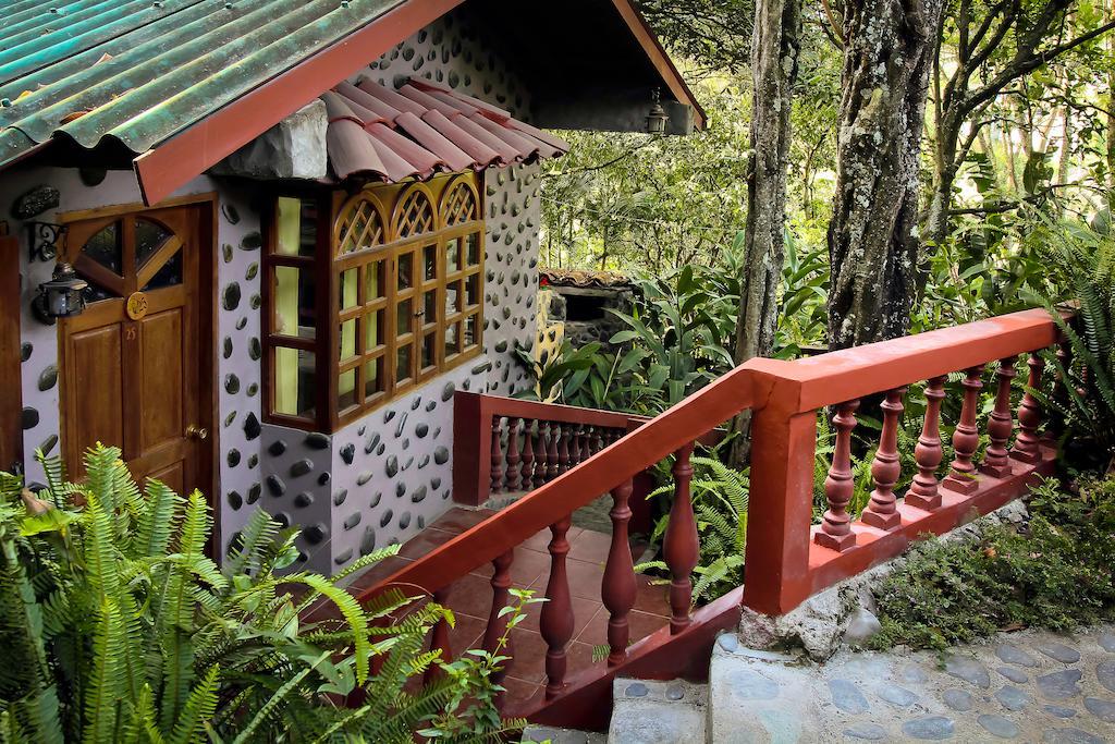 Hôtel Casa Madre Tierra à Vilcabamba Extérieur photo