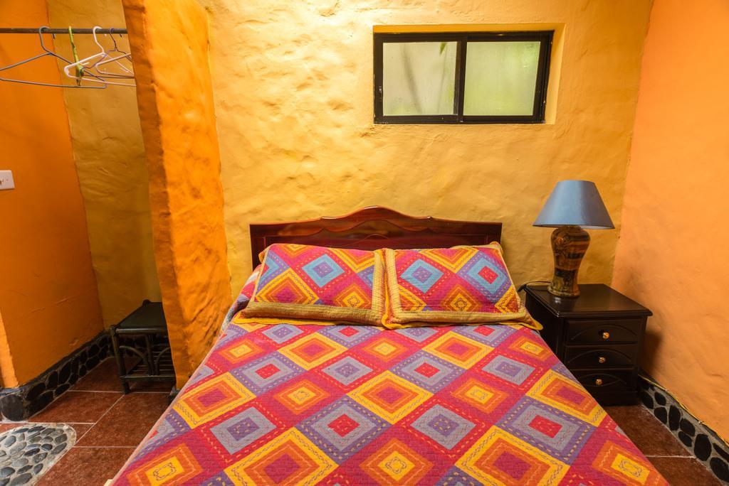 Hôtel Casa Madre Tierra à Vilcabamba Extérieur photo